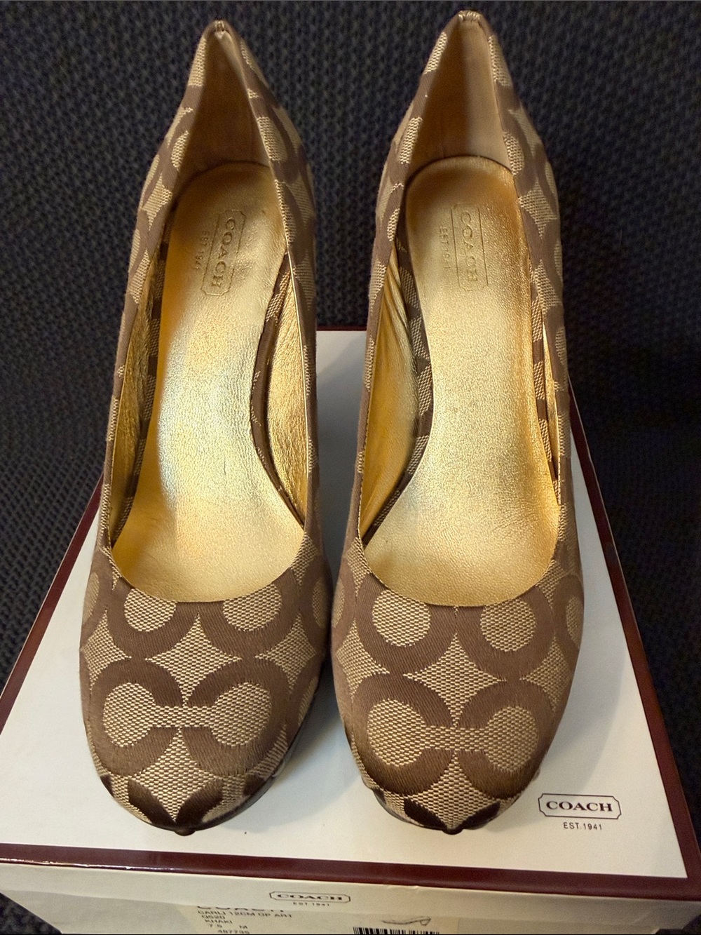 Coach Tan/Brown Signature Canvas Studded Platform Pumps -425 - Picture 3 of 10